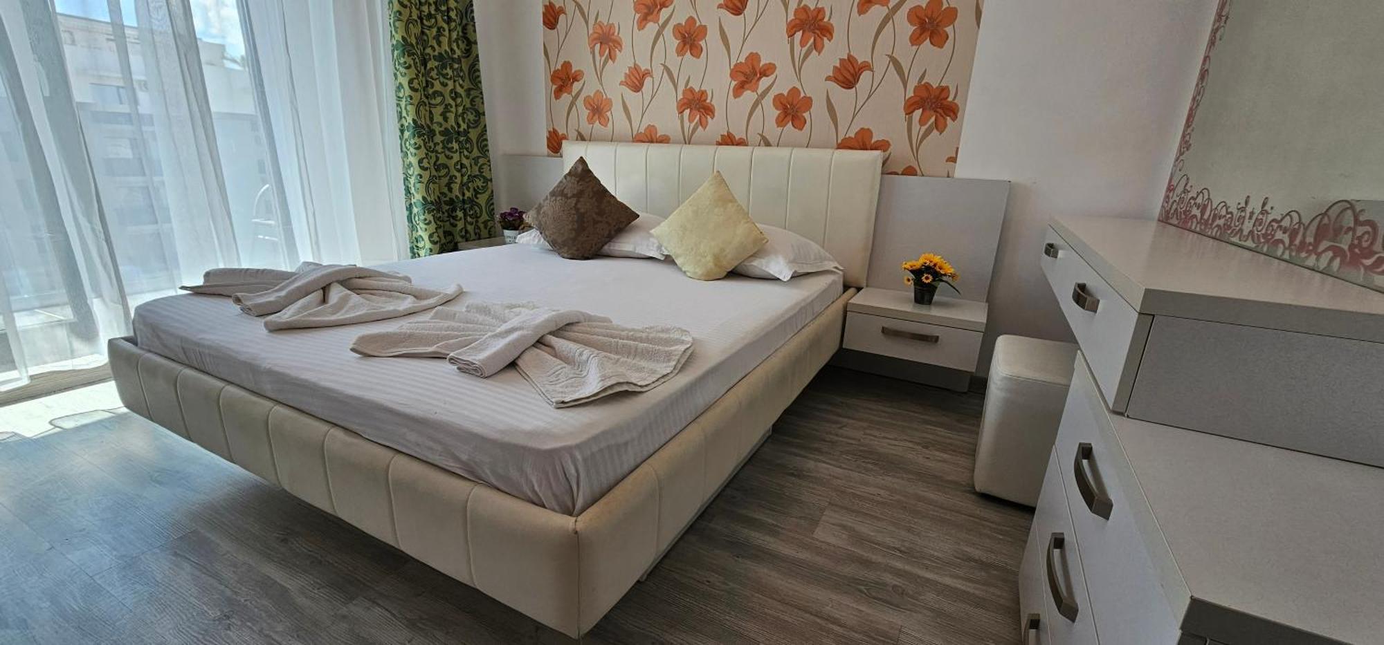 Luxury Aparthotel Promenada In Building Stefan Prima Linie La Mare Năvodari Zewnętrze zdjęcie